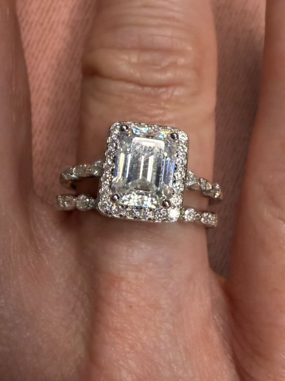2.74 ct. Emerald-Cut Moissanite Bridal Set โ .925 Sterling Silver - Size 6 - Picture 5 of 9